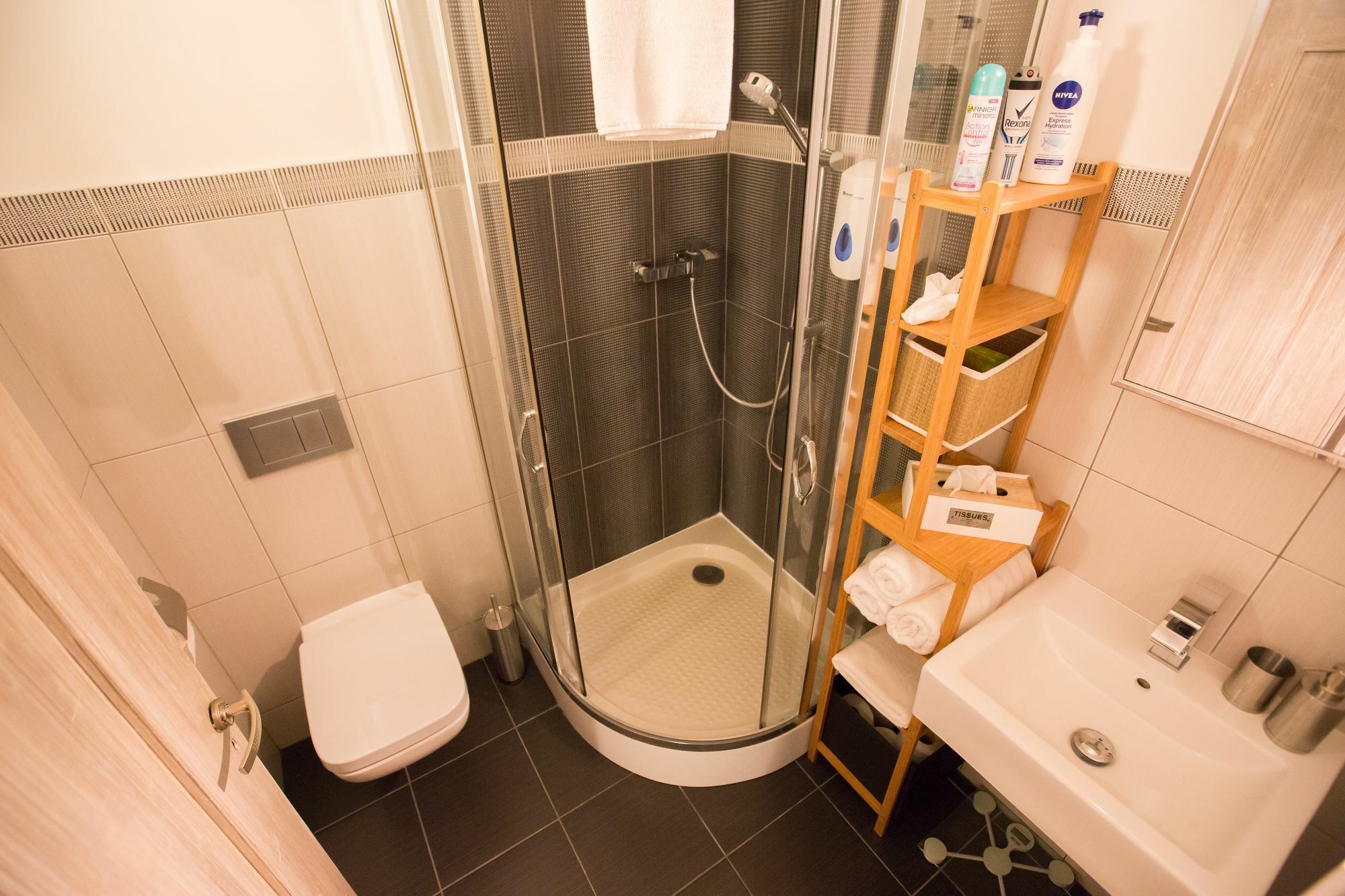 Gigantic Boho Chic 3 Bedroom 3 Bathroom Loft With Hanging Chair Apartmán Praha